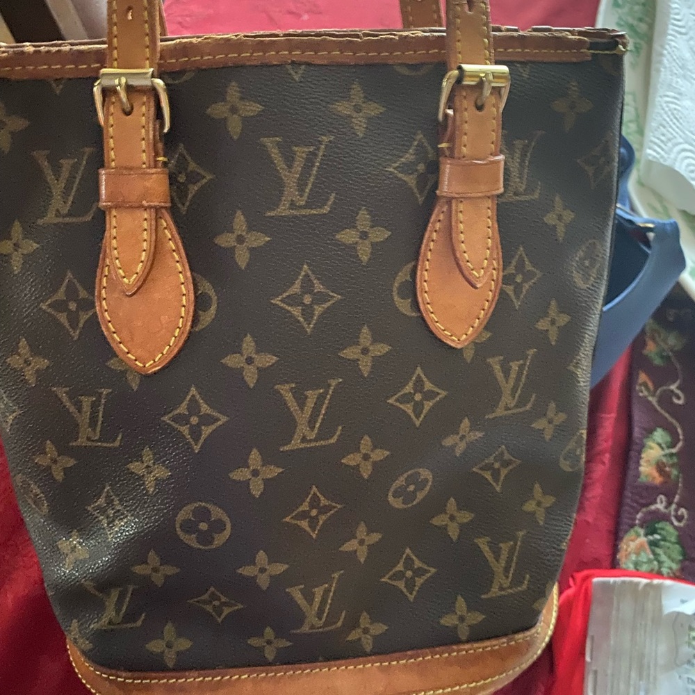 Louis Vuitton bucket shoulder bag used - Picture 8 of 16